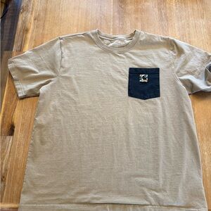 Carhartt Tan Short-Sleeve Pocket Tee with Black Pocket